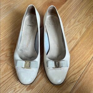 Salvatore Ferragamo Cream Heels with Gold Accent